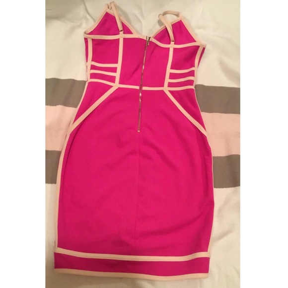 Pink and beige trim padded dress - Picture 4 of 4